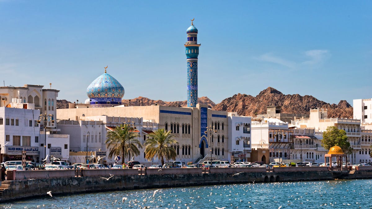 Oman-Reise storniert: Was du bei kurzfristigen Absagen wissen musst