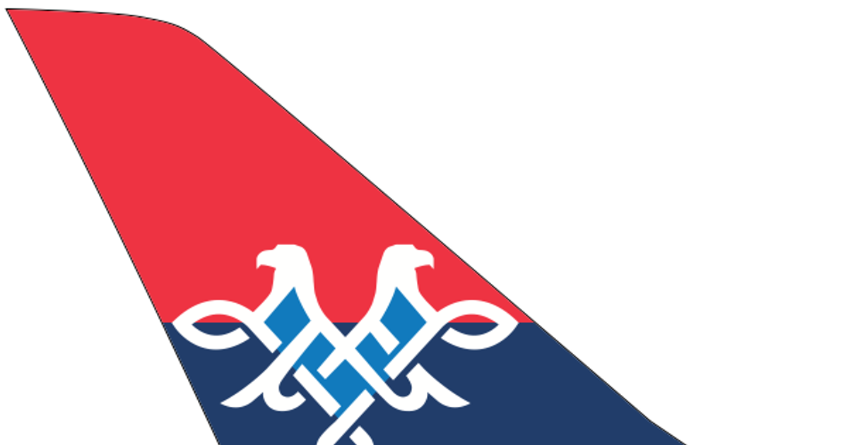 Air Serbia verteilt jungen Fluggästen Urkunden für den ersten Flug