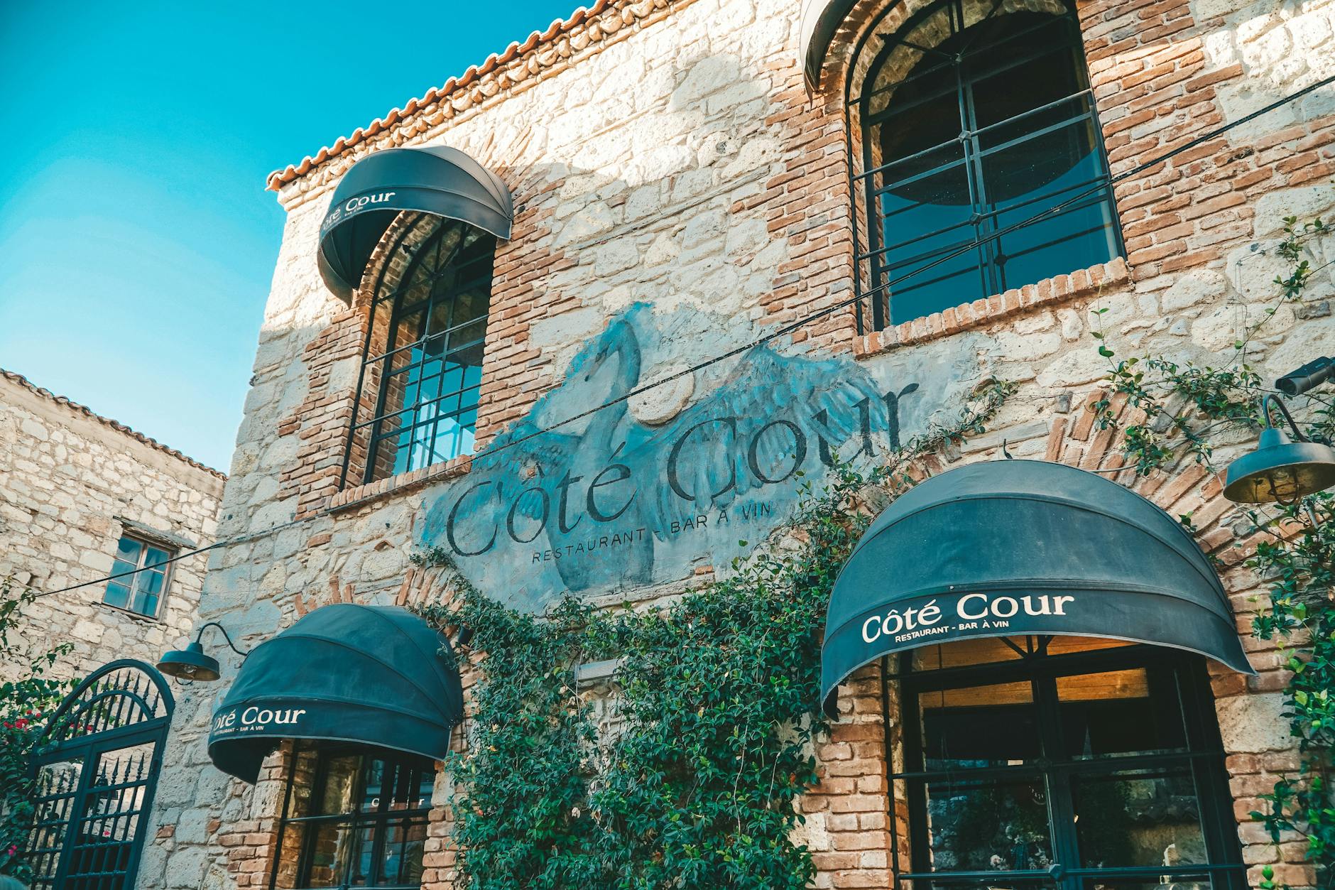the cote cour restaurant in alacati turkey